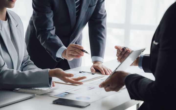 The Shotgun clause : Essential to a Shareholders’ Agreement?