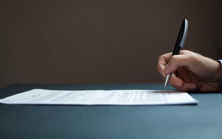La contre-lettre: comment l'utiliser en immobilier?