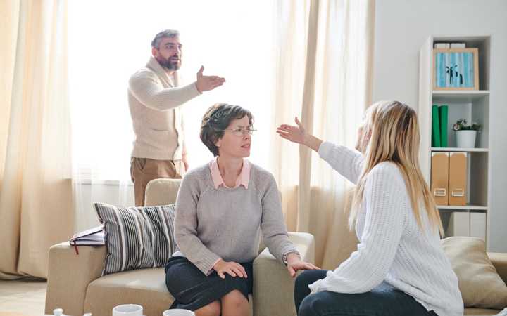 Médiation successorale entre héritiers pour éviter les conflits de succession