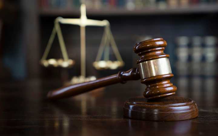 What is a Barrister and Sollicitor in Canada?