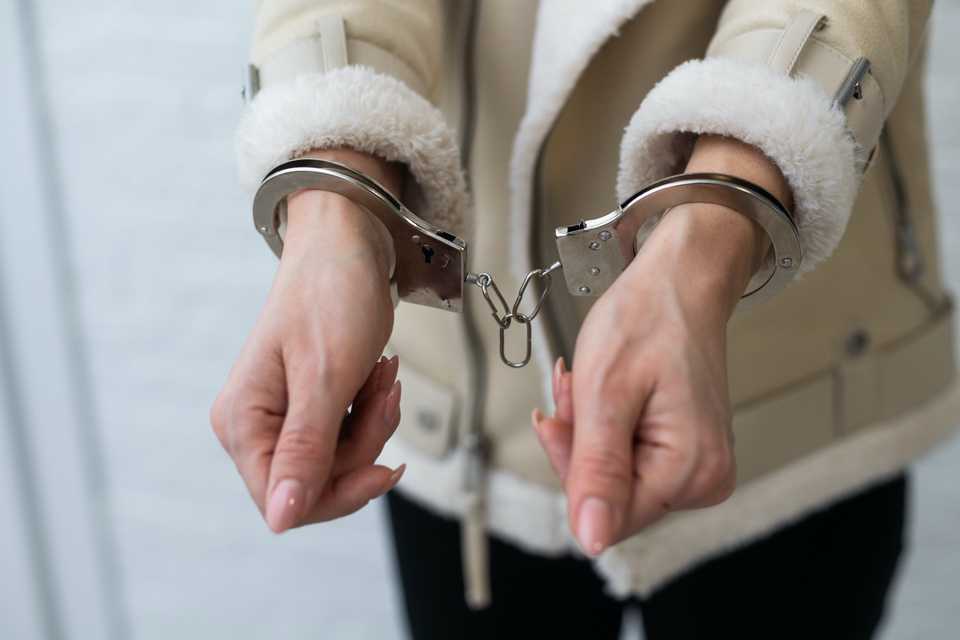 fardeau liberte caution