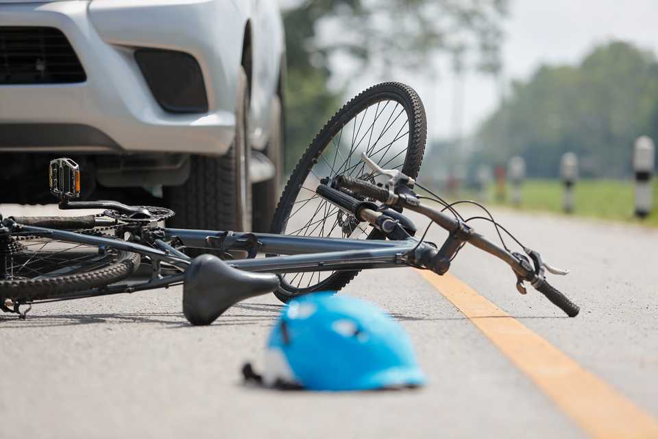 the right to sue for compensation as an auto accident victim