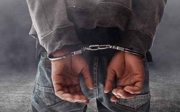 Defend yourself from an assault charge with a criminal lawyer