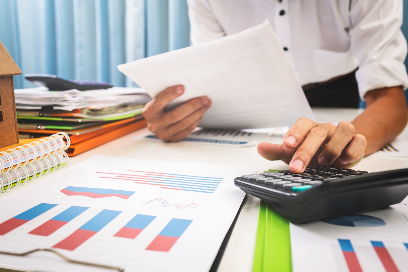 Comptes en souffrances - Récupérer ses dus avec un avocat!