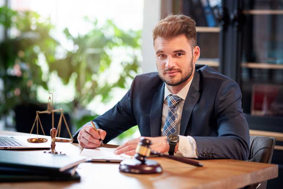 commercial real estate attorney in ontario