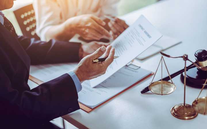 Business Law Attorney in Montreal - Choosing the Best Expert!