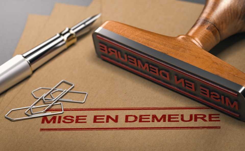 mise demeure exercice illegal profession