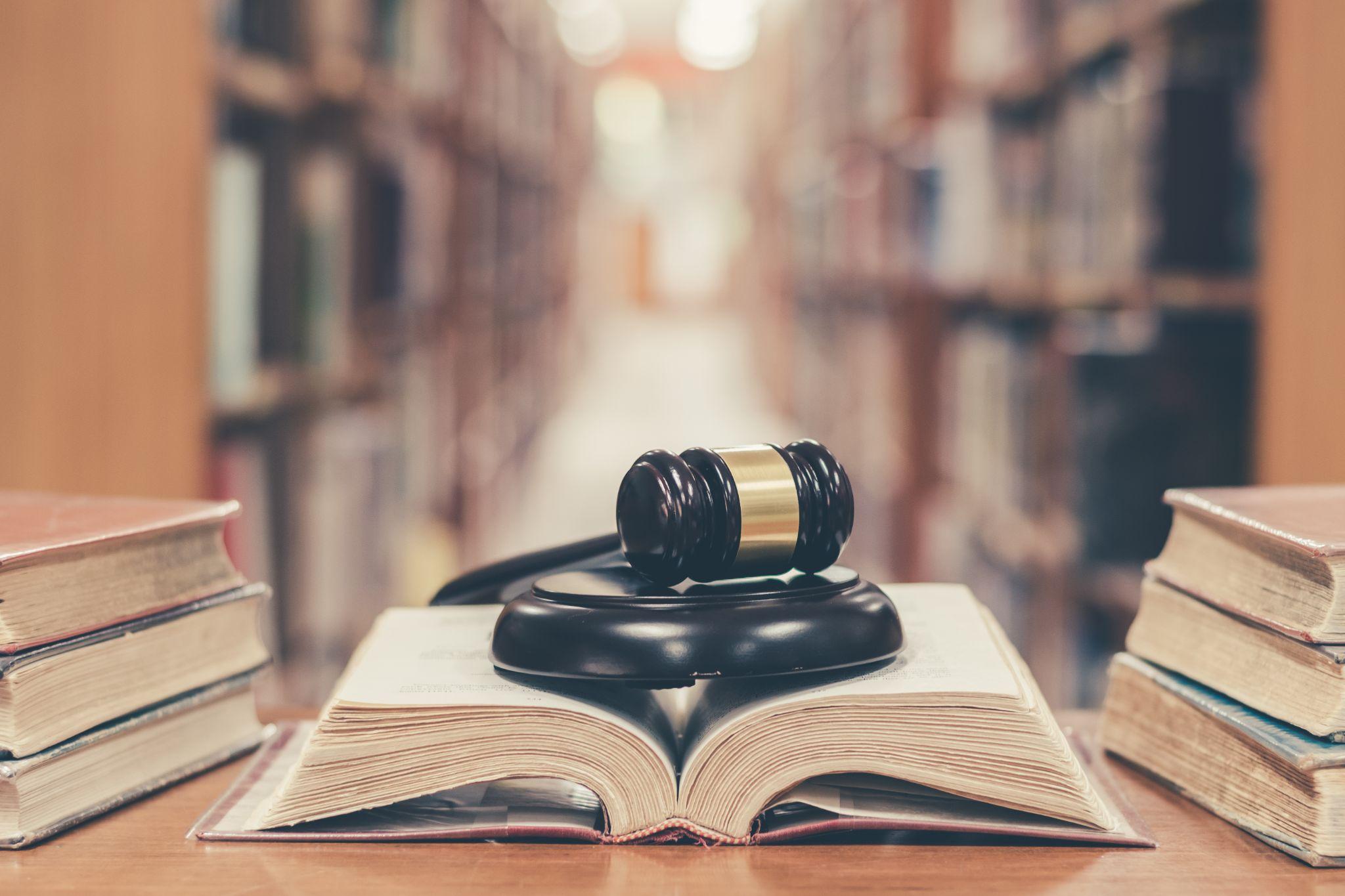 Top 10 Best Law Schools in Canada (Rankings 2025)