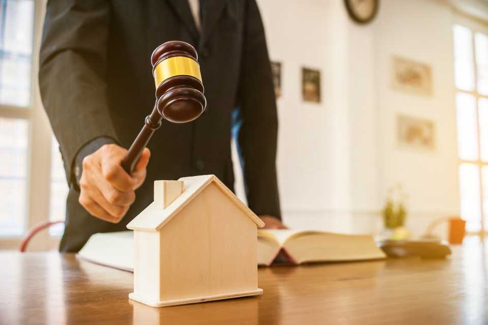 forcer vente maison avocat